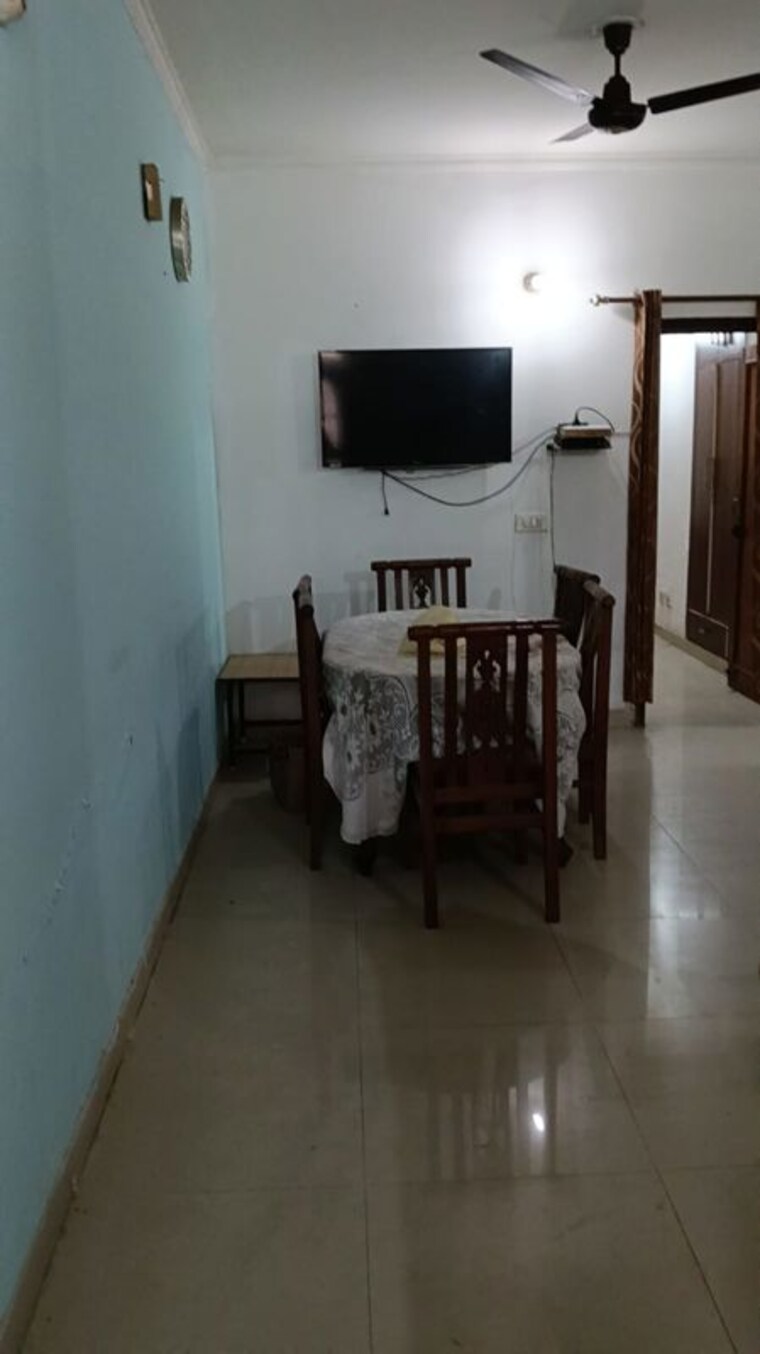 Living Room, penta-homes 2 Bedroom 1300 Sq.Ft. Apartment In Vip Road Zirakpur 10166097