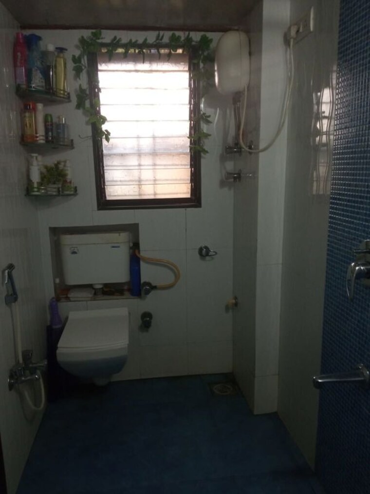 Bathroom, vibha-chs-malad-west 2 Bedroom 590 Sq.Ft. Apartment In Malad West Mumbai 10166104