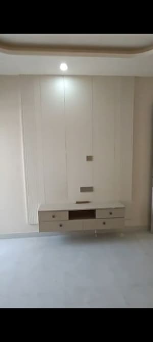 Bathroom in 3 BHK Builder Floor at Indrapuram – for Sale