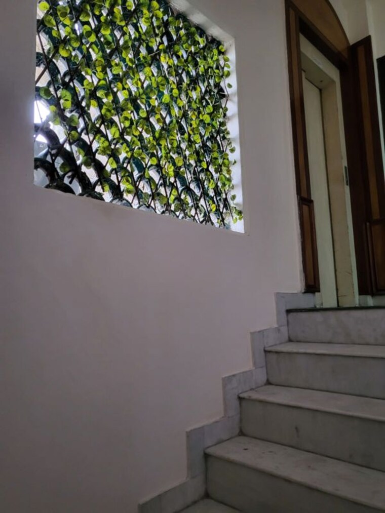 Balcony, safdarjung enclave 3 Bedroom 1800 Sq.Ft. Builder Floor In Safdarjung Enclave Delhi 10166108