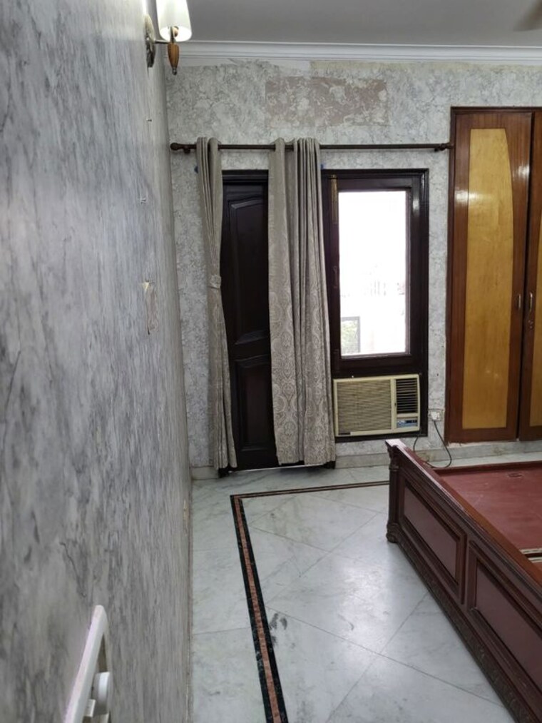 Bedroom, safdarjung enclave 3 Bedroom 1800 Sq.Ft. Builder Floor In Safdarjung Enclave Delhi 10166108