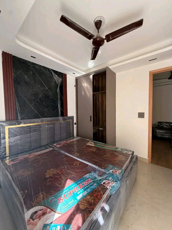 1 BHK + Servant Room Apartment For Rent in Palm Residency Chhatarpur