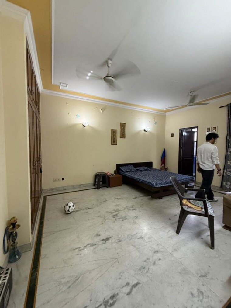 Bedroom, kalkaji 3 Bedroom 2000 Sq.Ft. Builder Floor In Kalkaji Delhi 10166129