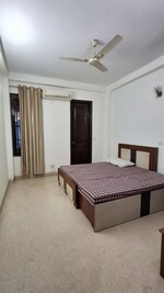 3 BHK 200 Sq.Yd. Builder Floor in Shivalik Colony
