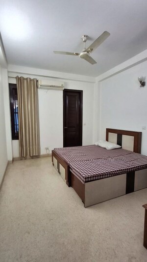 3 BHK Builder Floor For Rent in Shivalik Colony