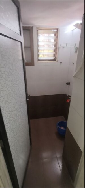 Furnished Amenities in 1 BHK Apartment at Evershine CHS Malad, Malad West – for Rent