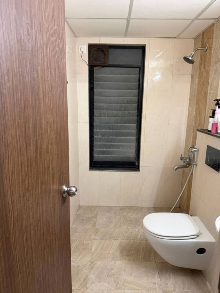 Bathroom, duville-riverdale-heights 1 Bedroom 600 Sq.Ft. Apartment In Kharadi Pune 10166150