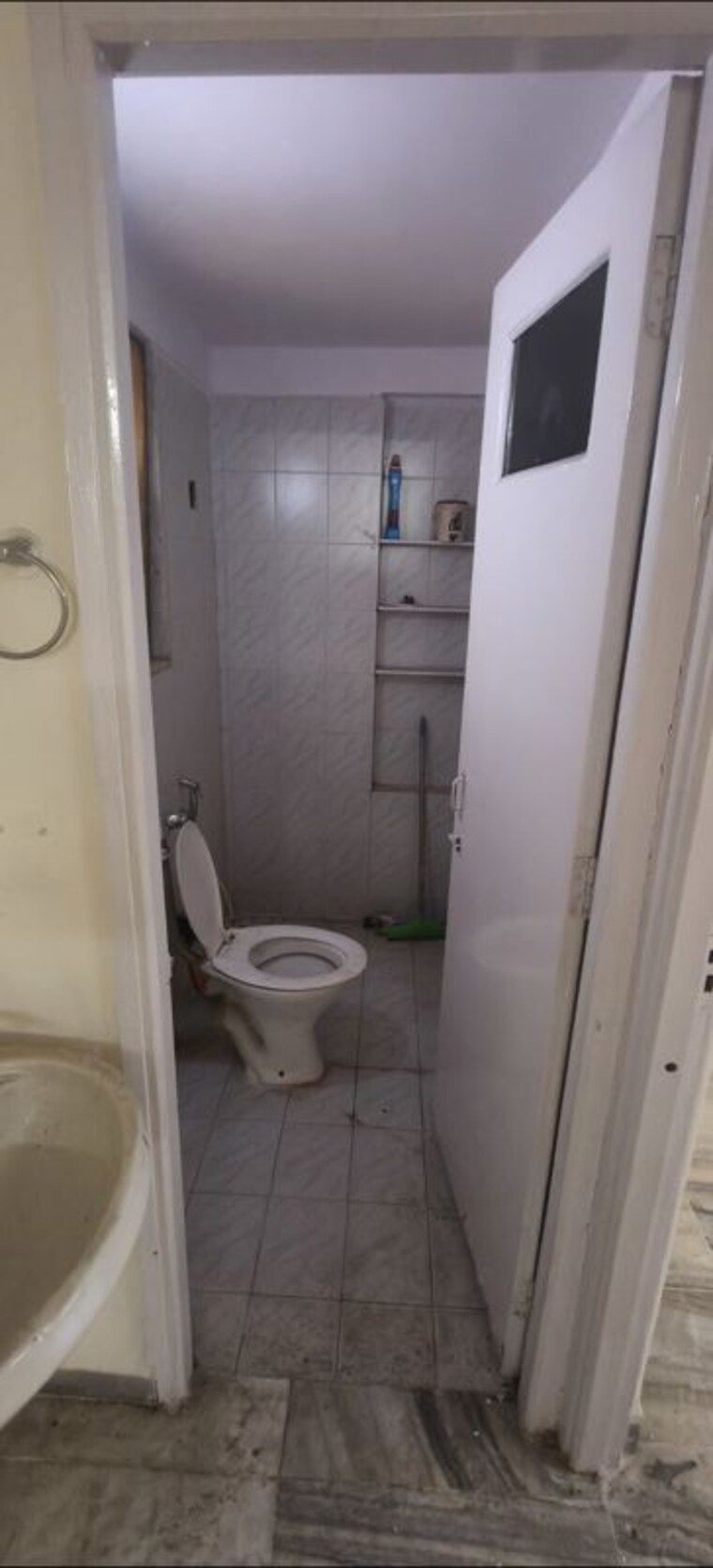 Bathroom, evershine-chs-malad 1 Bedroom 450 Sq.Ft. Apartment In Malad West Mumbai 10166160