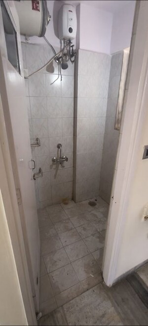 Bathroom in 1 BHK Apartment at Evershine CHS Malad, Malad West – for Rent