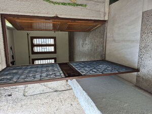 Bedroom in 2.5 BHK Apartment at Mayur Vihar – for Sale