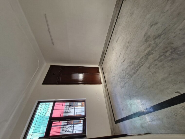 Bedroom, rwa-apartments-sector-41 4 Bedroom 180 Sq.Mt. Independent House In Sector 41 Noida 10166004