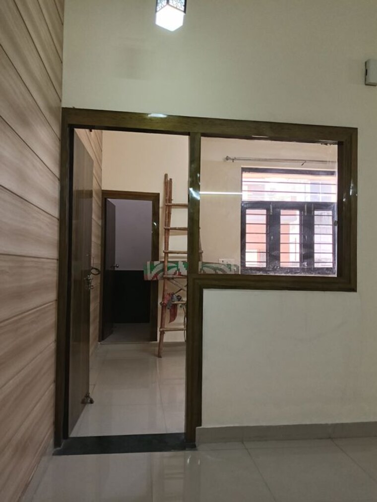 Room, indra nagar colony 3 Bedroom 150 Sq.Yd. Builder Floor In Indra Nagar Colony Dehradun 10166194