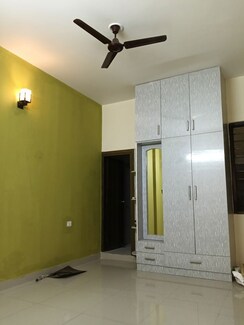 3 BHK + Servant Room,Extra Room Builder Floor For Rent in Indra Nagar Colony