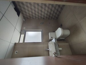 Furnished Amenities in 2 BHK Apartment at Kalpataru Immensa E, Kolshet Road – for Rent