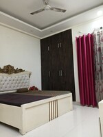 2 BHK + Servant Room 100 Sq.Yd. Builder Floor in Majra