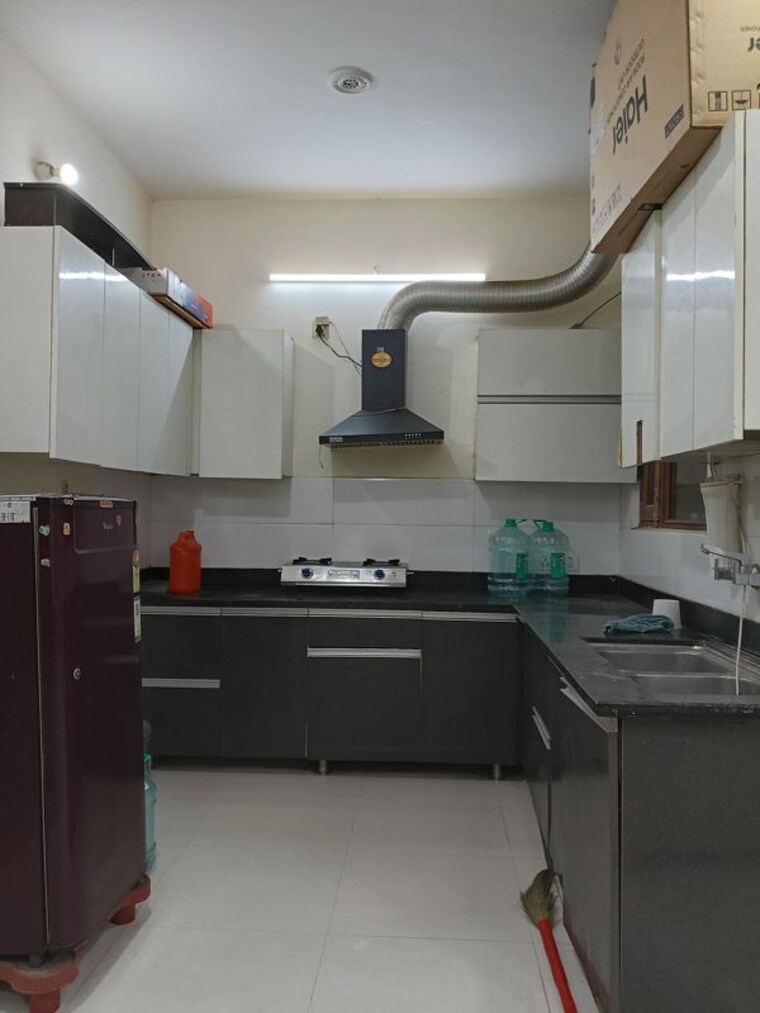 Kitchen, majra 2 Bedroom 100 Sq.Yd. Builder Floor In Majra Dehradun 10166205