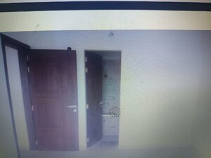 Room in 2 BHK Apartment at Tridhaatu Aum, Chembur – for Sale