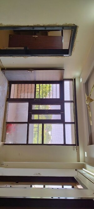 Room in 3.5 BHK Apartment at Vardhman Imperial Height, Gandhi Path – for Rent