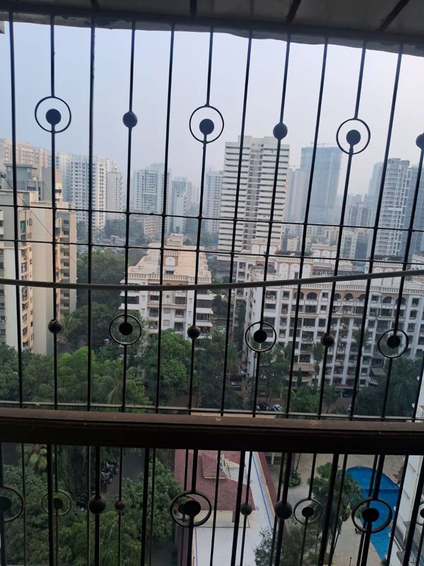 3 BHK + Extra Room Apartment For Sale in Raheja Estate