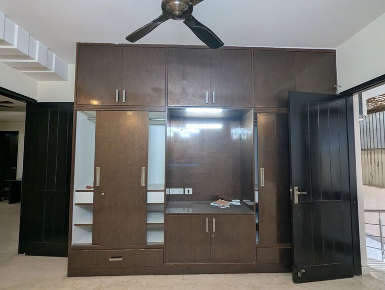 undefined, south city 2 3 Bedroom 2010 Sq.Ft. Builder Floor In South City 2 Gurgaon 10166270