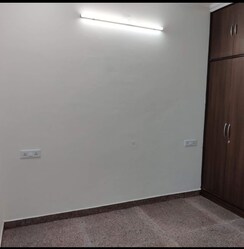 2 BHK Builder Floor For Rent in RWA Residential Society Sector 46