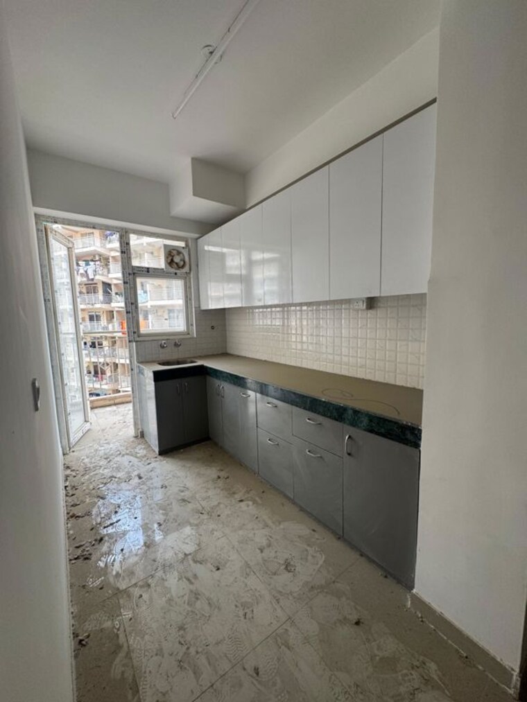 Kitchen, shree-vardhman-green-court 2 Bedroom 690 Sq.Ft. Apartment In Sector 90 Gurgaon 10166284