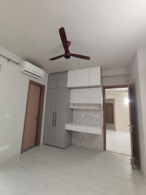 Room in 3 BHK Builder Floor at Kohli One Malibu Town, Sector 47 – for Rent
