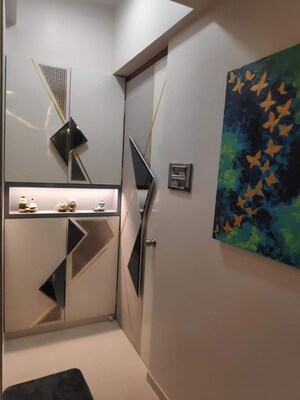 Room in 2 BHK Apartment at Jayesh Shiv Parvati CHS, Kandivali West – for Sale