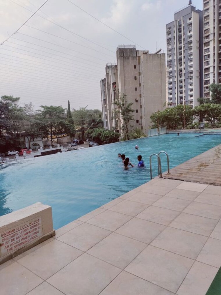 Swimming Pool, haware-citi 3 Bedroom 980 Sq.Ft. Apartment In Ghodbunder Road Thane 10163925