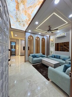 5 BHK + Pooja Room,Extra Room Villa For Sale in Civil Lines