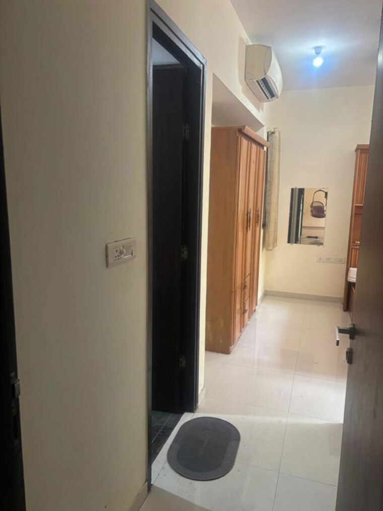 Bathroom, lodha-splendora 2 Bedroom 550 Sq.Ft. Apartment In Ghodbunder Road Thane 10166321