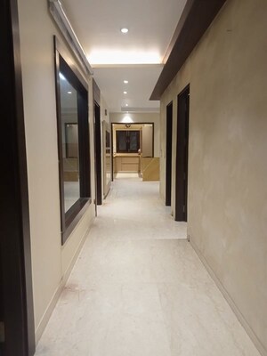 Building Lobby in 4 BHK Builder Floor at Anand Vihar – for Rent