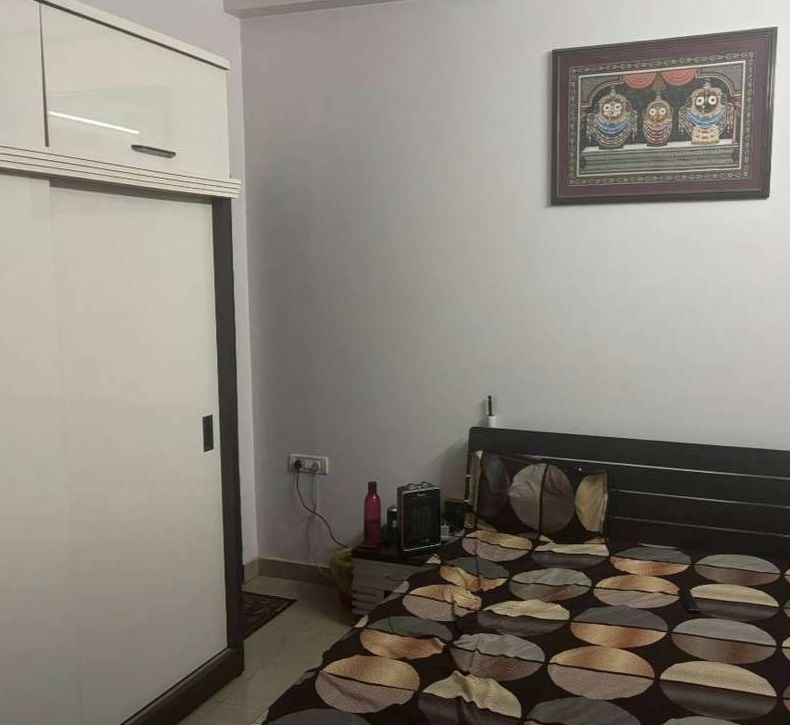 3 BHK + Servant Room Apartment For Sale in Shri Ram Apartments Butler Colony