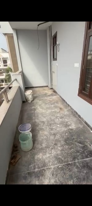 Parking in 3 BHK Builder Floor at Sector 46 – for Rent