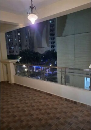 Kitchen in 4 BHK Apartment at Eldeco Elegante, Vibhuti Khand – for Rent