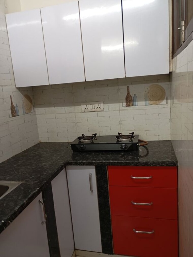 Kitchen, east of kailash 1 RK 370 Sq.Ft. Builder Floor In East Of Kailash Delhi 10166401