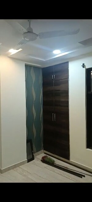 Building Lobby in 3 BHK Builder Floor at Rajendra Nagar – for Sale