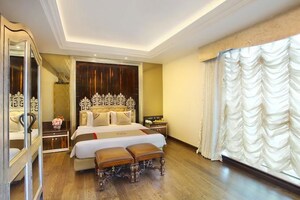  Land – Exterior View View at Connaught Place - for Sale