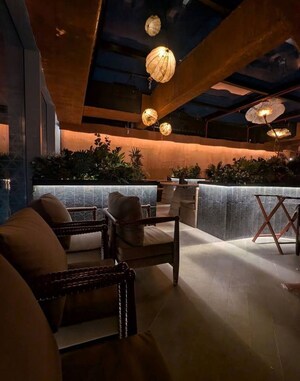 Floor Plan in  Showroom at Andheri West – for Sale