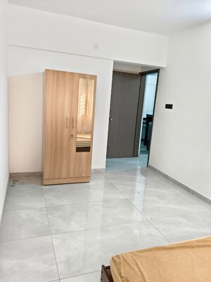 Room in 2 BHK Apartment at Ravima Newton Homes Hadapsar, Hadapsar – for Rent