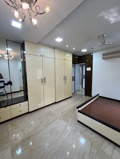 3 BHK + Pooja Room,Study Room,Extra Room Apartment For Rent in Prabhadevi
