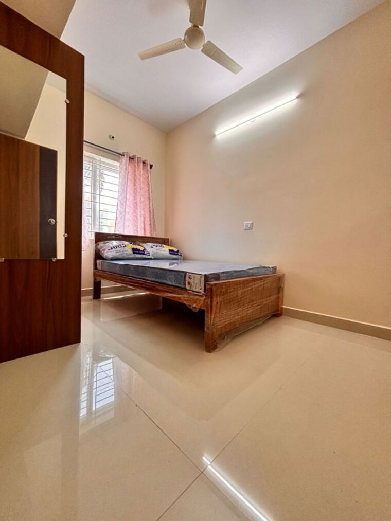 undefined, indiranagar 1 Bedroom 575 Sq.Ft. Apartment In Indiranagar Bangalore 10166429