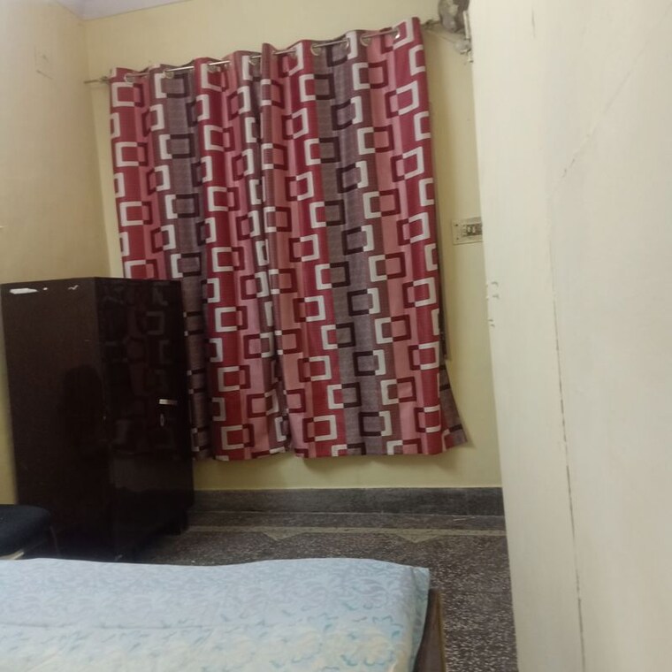 Bedroom, mukherjee nagar 1 Bedroom 180 Sq.Ft. Builder Floor In Mukherjee Nagar Delhi 10166430
