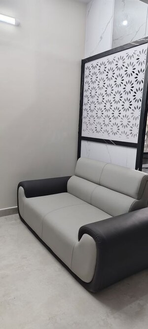 Furnished Amenities in 1 BHK Apartment at Indiranagar – for Rent