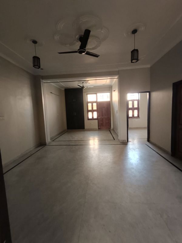 2 BHK Builder Floor For Rent in Sector 46