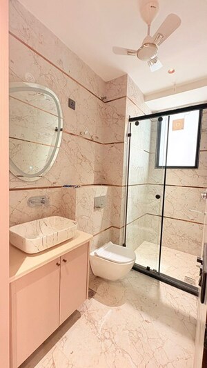 Bathroom in 4 BHK Builder Floor at BPTP Green Oaks, Sector 70a – for Sale