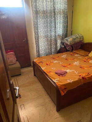 Bedroom in 2 BHK Builder Floor at Sector 46 – for Rent