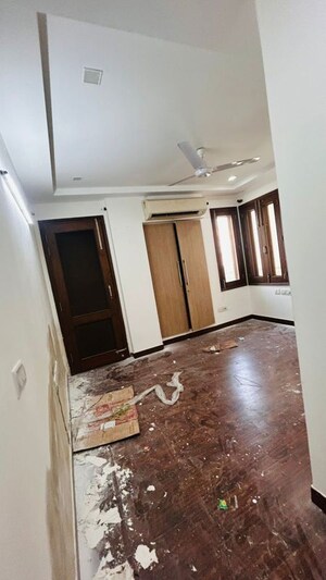 Living Room in 3 BHK Builder Floor at Malviya Nagar – for Rent