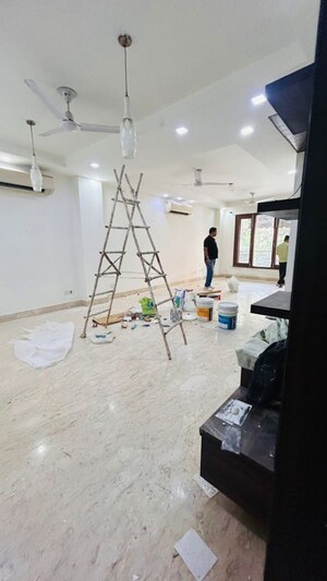 Master Bedroom in 3 BHK Builder Floor at Malviya Nagar – for Rent