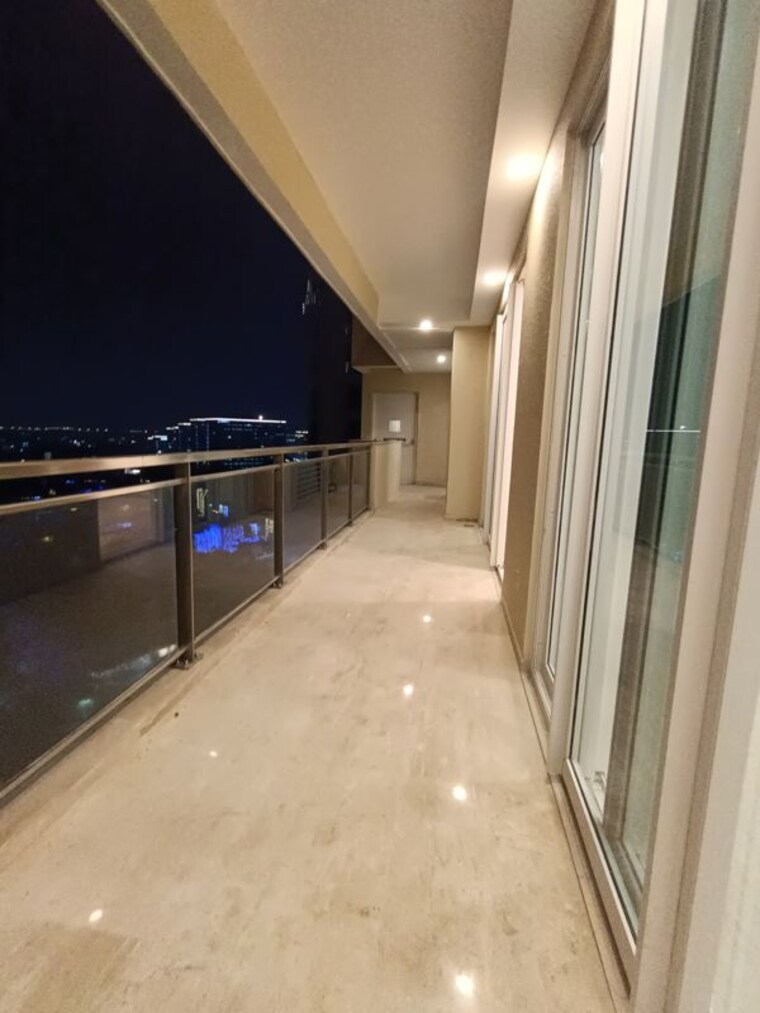 Balcony, ambience-creacions 4 Bedroom 3975 Sq.Ft. Apartment In Sector 22 Gurgaon 10166465